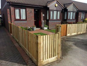 Close boad panels gravel board & gate